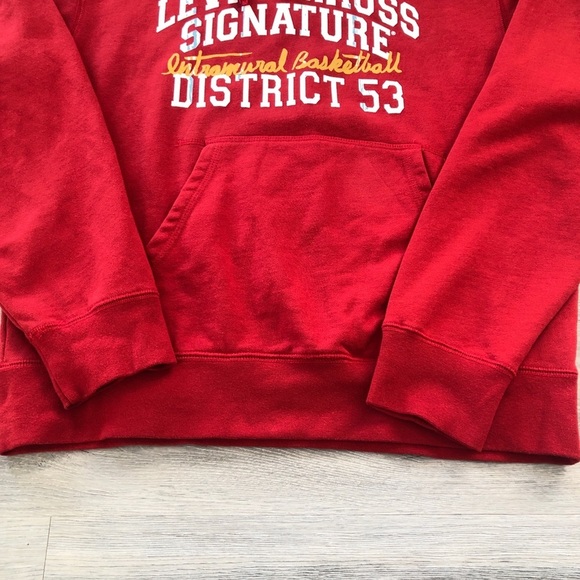 Levi's Signature Red Men's Pullover Hoodie - Picture 5 of 8